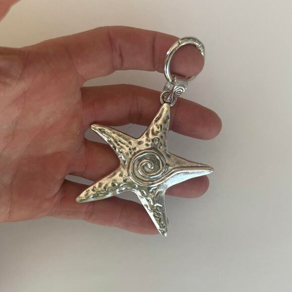 Y2K Silver Starfish Keychain Charm Ocean Accessory Decorative Bag Pendant - Picture 7 of 7